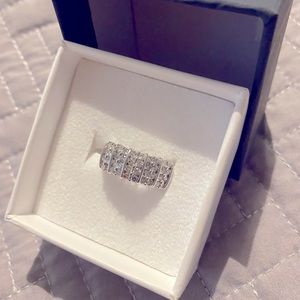 💥Flash Sale Today💥Beautiful 1 ct tw diamond ring set in sterling silver